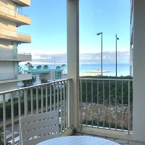 https://superb-2-bedrooms-in-front-of-sea-private-parking-space.fr-provencehotel.com
